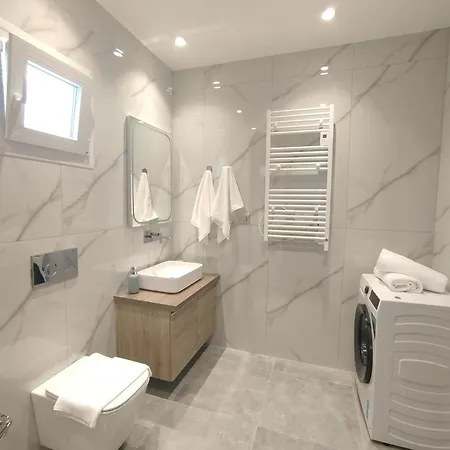 Lägenhet Aroma Zia Residences
