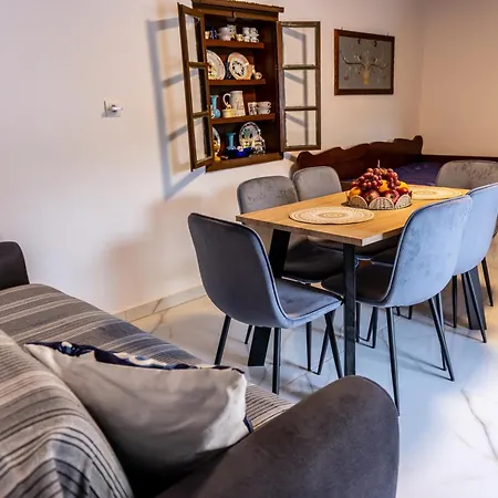 Aroma Zia Residences